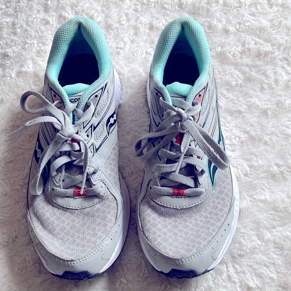 Saucony Cohesion 13 Womens running shoes size 8.5